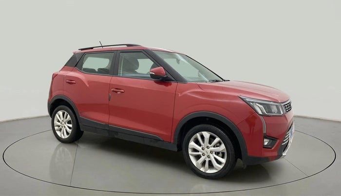 2020 Mahindra XUV300 W8 1.2 PETROL, Petrol, Manual, 22,399 km, Right Front Diagonal