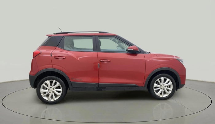 2020 Mahindra XUV300 W8 1.2 PETROL, Petrol, Manual, 22,399 km, Right Side View