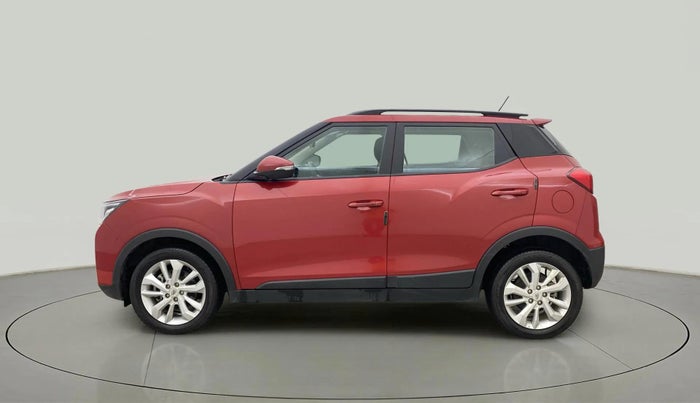 2020 Mahindra XUV300 W8 1.2 PETROL, Petrol, Manual, 22,399 km, Left Side