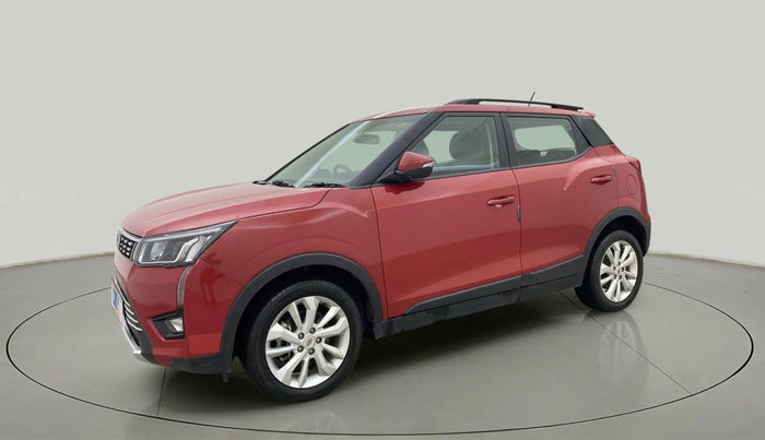 2020 Mahindra XUV300 W8 1.2 PETROL, Petrol, Manual, 22,399 km, Left Front Diagonal