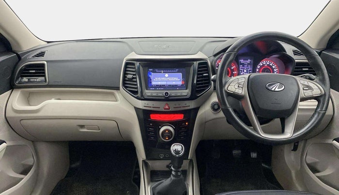 2020 Mahindra XUV300 W8 1.2 PETROL, Petrol, Manual, 22,399 km, Dashboard
