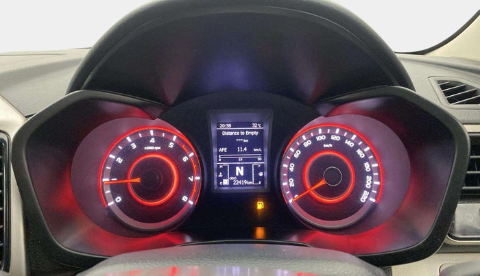 2020 Mahindra XUV300 W8 1.2 PETROL, Petrol, Manual, 22,399 km, Odometer Image