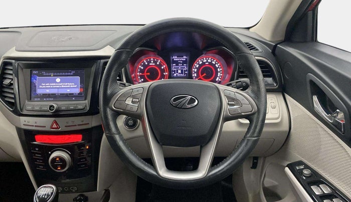 2020 Mahindra XUV300 W8 1.2 PETROL, Petrol, Manual, 22,399 km, Steering Wheel Close Up