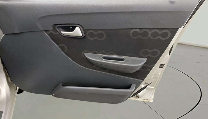 2014 Maruti Alto 800 LXI, Petrol, Manual, 51,820 km, Driver Side Door Panels Control