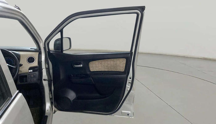 2017 Maruti Wagon R 1.0 VXI AMT, Petrol, Automatic, 13,942 km, RHS Front Door