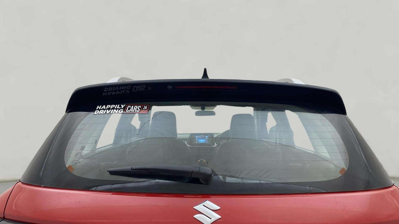2023 Maruti BREZZA ZXI  AT SMART HYBRID DUAL TONE, Petrol, Automatic, 30,934 km, Rear Windshield