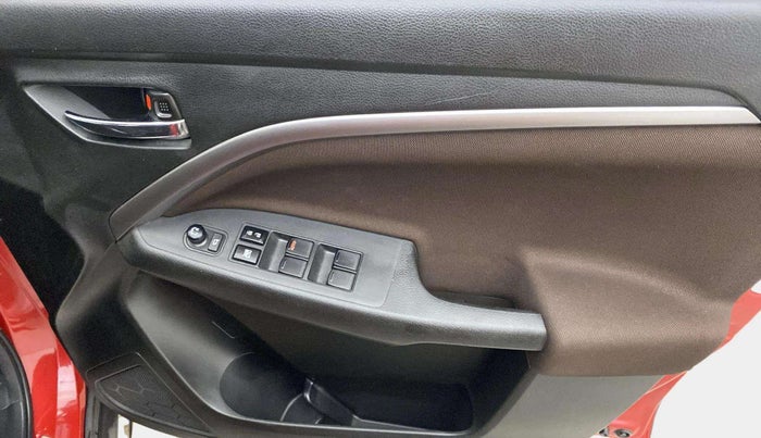 2023 Maruti BREZZA ZXI  AT SMART HYBRID DUAL TONE, Petrol, Automatic, 30,821 km, Driver Side Door Panels Control