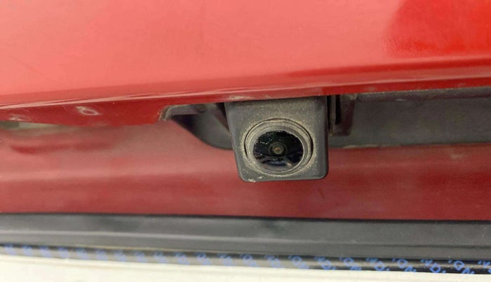 2023 Maruti BREZZA ZXI  AT SMART HYBRID DUAL TONE, Petrol, Automatic, 30,821 km, Parking Camera