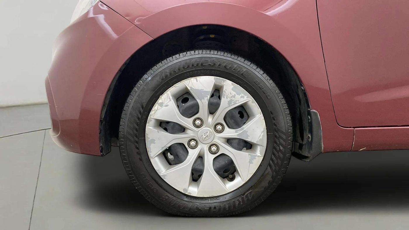 2017 Hyundai Xcent S 1.2, Petrol, Manual, 85,341 km, Left Front Wheel