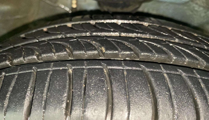 2015 Maruti Alto K10 VXI AMT, Petrol, Automatic, 46,531 km, Right Front Tyre Tread