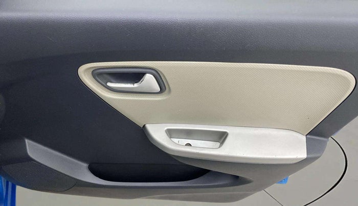2015 Maruti Alto K10 VXI AMT, Petrol, Automatic, 46,531 km, Driver Side Door Panels Control