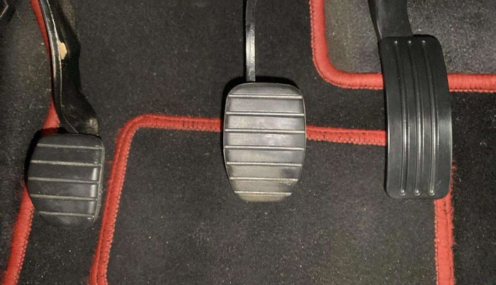 2019 Renault Duster RXS PETROL, Petrol, Manual, 59,413 km, Pedals