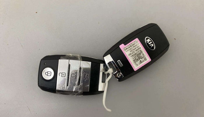 2021 KIA SELTOS HTX 1.5 DIESEL, Diesel, Manual, 9,327 km, Key Close Up