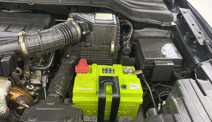 2021 Mahindra XUV300 W8 (O) 1.2 PETROL, Petrol, Manual, 58,368 km, Engine View - Left