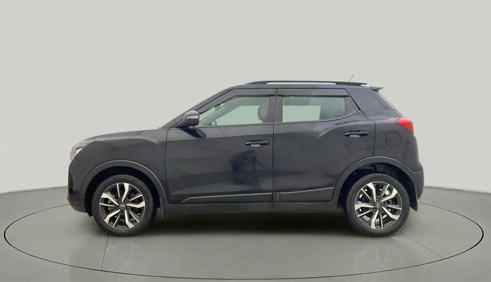 2021 Mahindra XUV300 W8 (O) 1.2 PETROL, Petrol, Manual, 58,368 km, Left Side