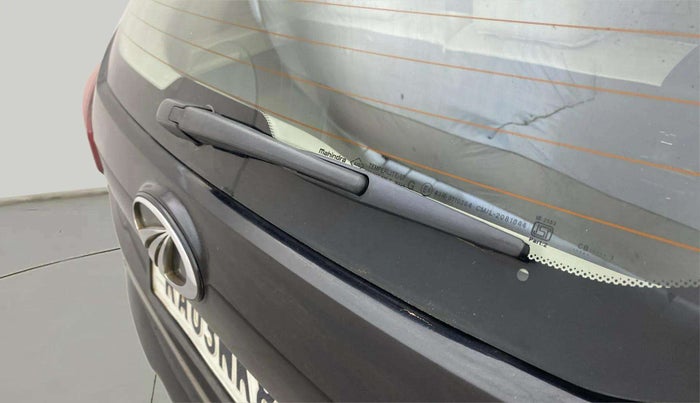 2021 Mahindra XUV300 W8 (O) 1.2 PETROL, Petrol, Manual, 58,368 km, Rear Wiper