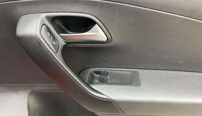 2020 Volkswagen Polo TRENDLINE 1.0L, Petrol, Manual, 91,574 km, Driver Side Door Panels Control