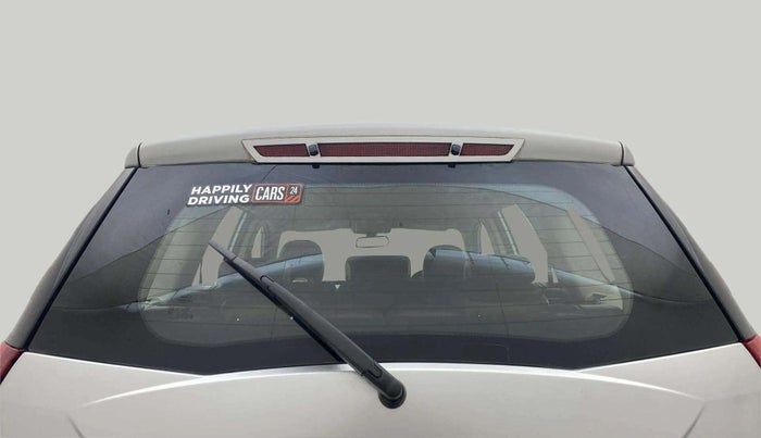 2013 Mahindra XUV500 W8, Diesel, Manual, 1,19,153 km, Rear Windshield