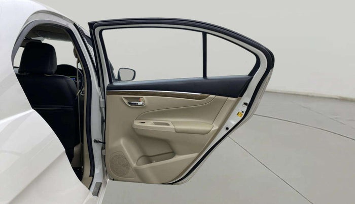 2022 Maruti Ciaz ALPHA  AT 1.5 SHVS PETROL, Petrol, Automatic, 44,028 km, RHS Rear Door