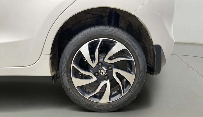 2019 Toyota Glanza G, Petrol, Manual, 79,771 km, Left Rear Wheel