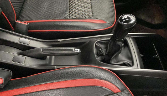 2019 Toyota Glanza G, Petrol, Manual, 79,771 km, Gear Lever