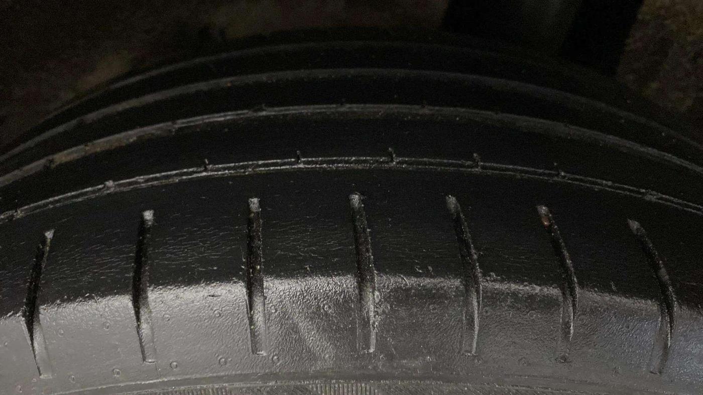 2019 Toyota Glanza G, Petrol, Manual, 79,771 km, Left Rear Tyre Tread