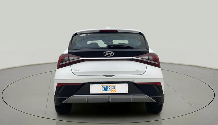 2024 Hyundai NEW I20 ASTA (O) 1.2 IVT, Petrol, Automatic, 14,757 km, Back/Rear