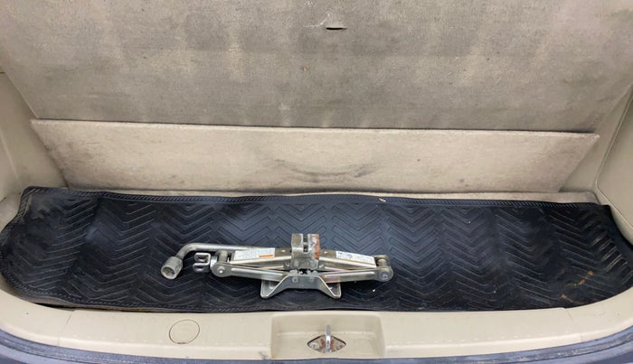 2014 Maruti Ertiga VXI, Petrol, Manual, 57,467 km, Boot Inside