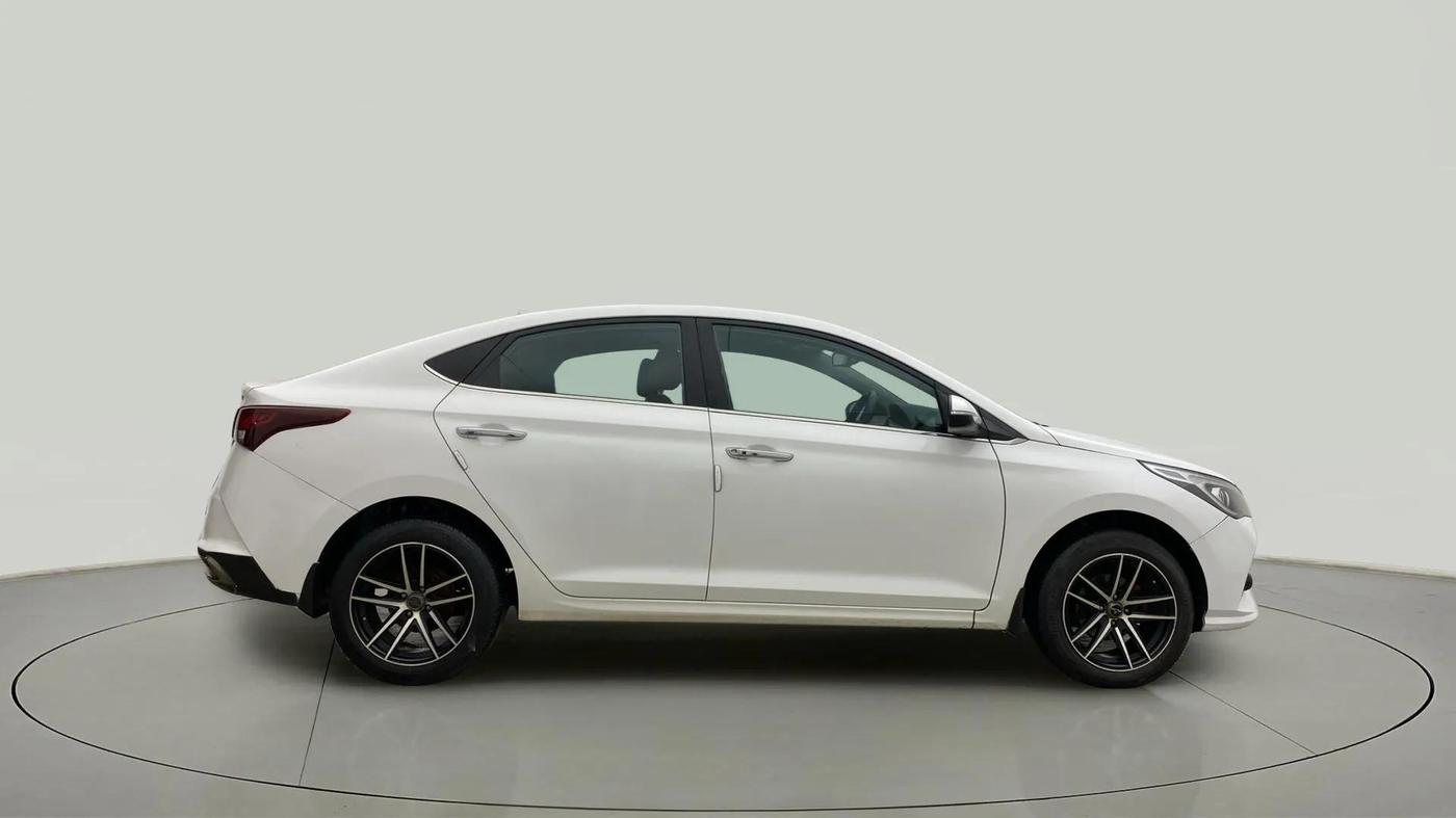 2021 Hyundai Verna SX 1.5 VTVT IVT, Petrol, Automatic, 57,198 km, Right Side View