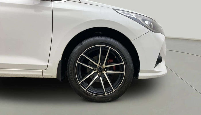 2021 Hyundai Verna SX 1.5 VTVT IVT, Petrol, Automatic, 57,198 km, Right Front Wheel