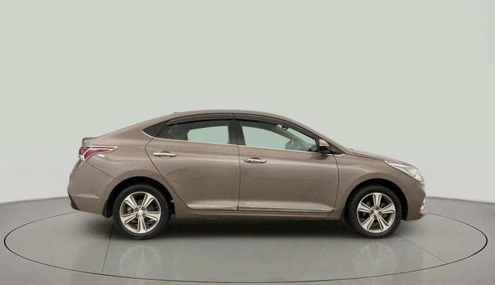 2018 Hyundai Verna 1.6 VTVT SX (O) AT, Petrol, Automatic, 38,310 km, Right Side View