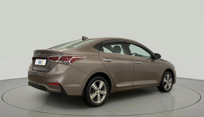 2018 Hyundai Verna 1.6 VTVT SX (O) AT, Petrol, Automatic, 38,310 km, Right Back Diagonal