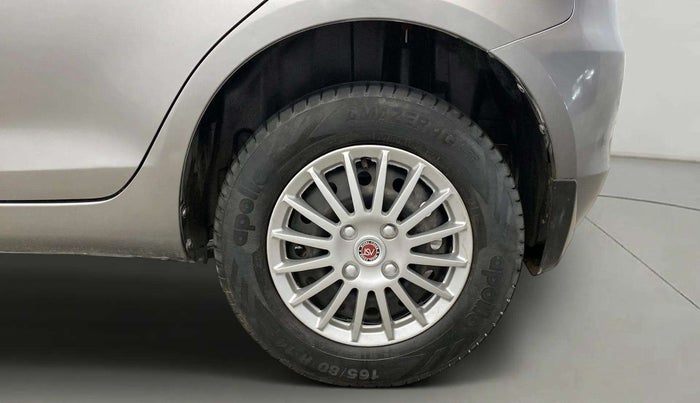 2015 Maruti Swift VXI, Petrol, Manual, 88,788 km, Left Rear Wheel