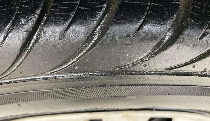 2017 Datsun Go T, Petrol, Manual, 92,985 km, Right Rear Tyre Tread
