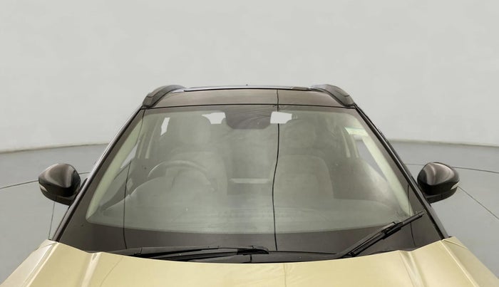 2022 Tata NEXON XZA PLUS (PREMIUM) KAZIRANGA DIESEL, Diesel, Automatic, 44,505 km, Front Windshield