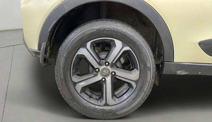2022 Tata NEXON XZA PLUS (PREMIUM) KAZIRANGA DIESEL, Diesel, Automatic, 44,505 km, Right Rear Wheel