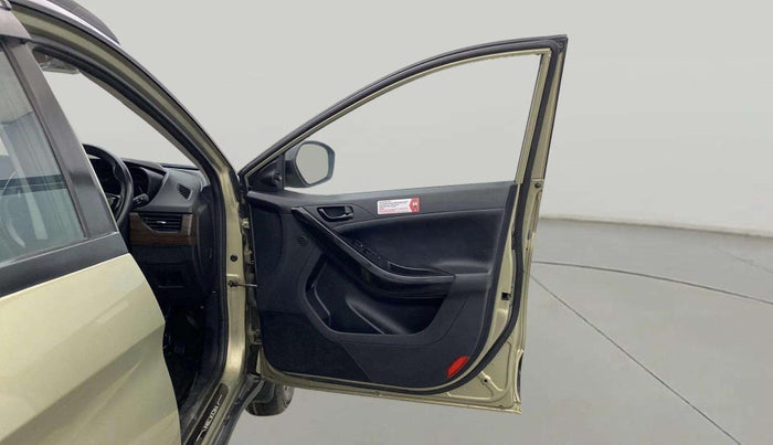 2022 Tata NEXON XZA PLUS (PREMIUM) KAZIRANGA DIESEL, Diesel, Automatic, 44,505 km, RHS Front Door