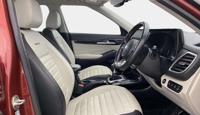 2019 KIA SELTOS GTX PLUS 1.4 PETROL, Petrol, Manual, 31,612 km, Right Side Front Door Cabin