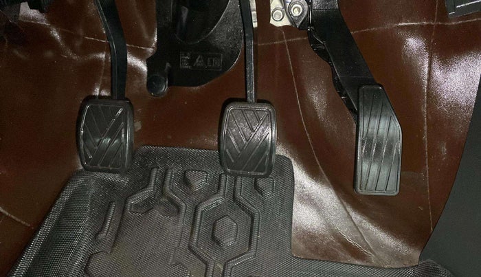2023 Maruti Alto K10 VXI PLUS, Petrol, Manual, 17,473 km, Pedals