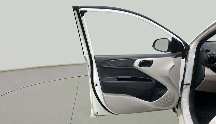 2021 Hyundai AURA S 1.2, Petrol, Manual, 7,057 km, LHS Front Door