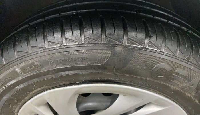 2021 Hyundai AURA S 1.2, Petrol, Manual, 7,057 km, Right Front Tyre Tread