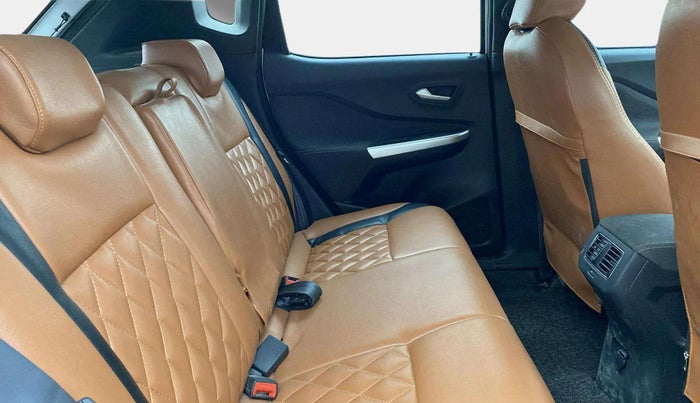 2022 Nissan MAGNITE XV PREMIUM TURBO, Petrol, Manual, 32,797 km, Right Side Rear Door Cabin