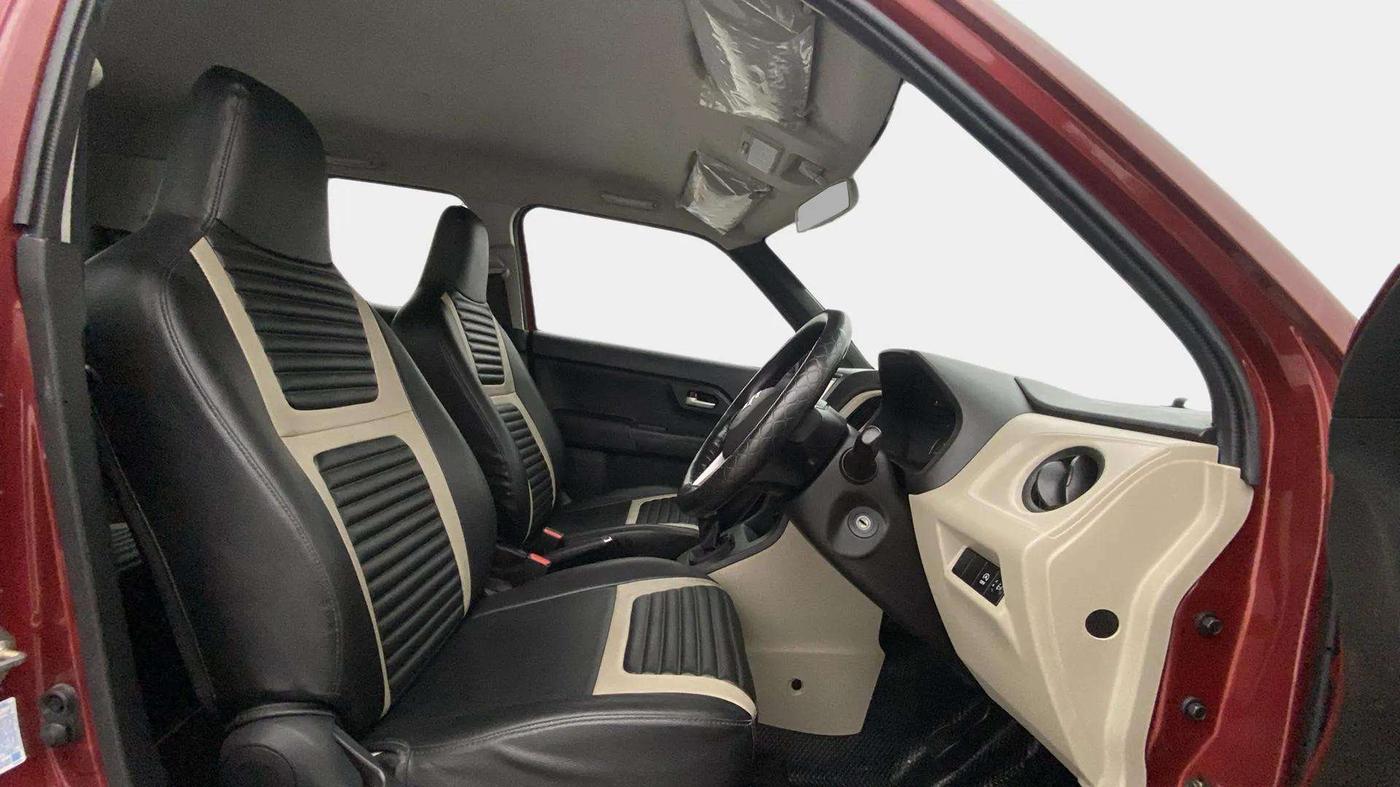 2022 Maruti New Wagon-R VXI 1.0, Petrol, Manual, 33,903 km, Right Side Front Door Cabin