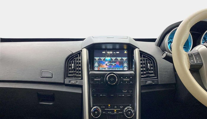 2018 Mahindra XUV500 W7, Diesel, Manual, 97,930 km, Air Conditioner