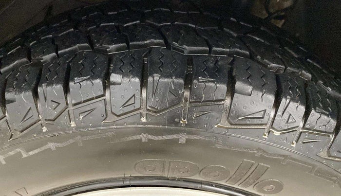 2018 Mahindra XUV500 W7, Diesel, Manual, 97,930 km, Left Rear Tyre Tread