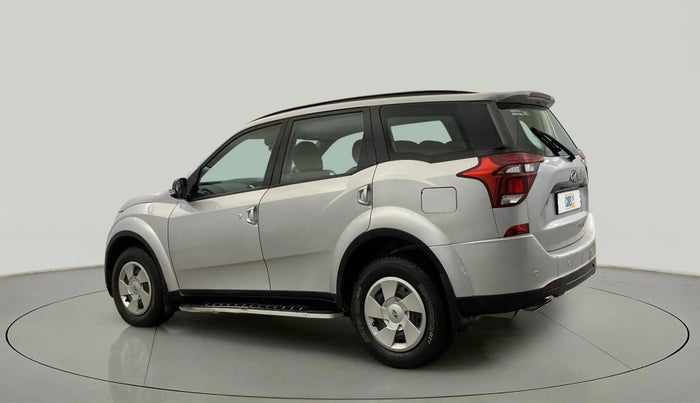 2018 Mahindra XUV500 W7, Diesel, Manual, 97,930 km, Left Back Diagonal