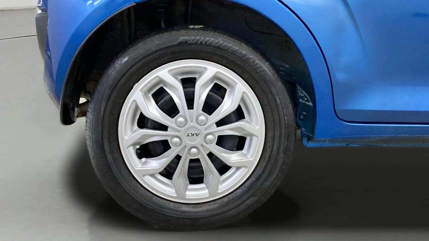 2017 Maruti IGNIS DELTA 1.2 AMT, Petrol, Automatic, 17,136 km, Right Rear Wheel
