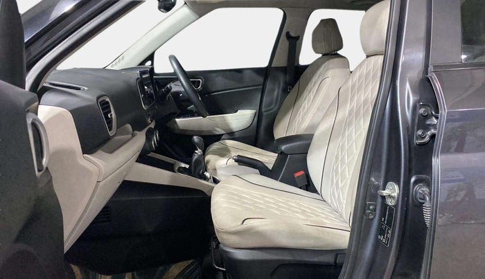 2022 Hyundai VENUE SX 1.2 PETROL, Petrol, Manual, 11,253 km, Right Side Front Door Cabin
