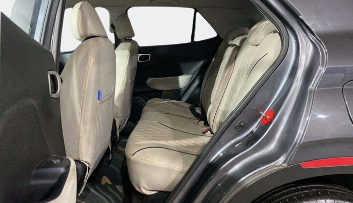 2022 Hyundai VENUE SX 1.2 PETROL, Petrol, Manual, 11,253 km, Right Side Rear Door Cabin