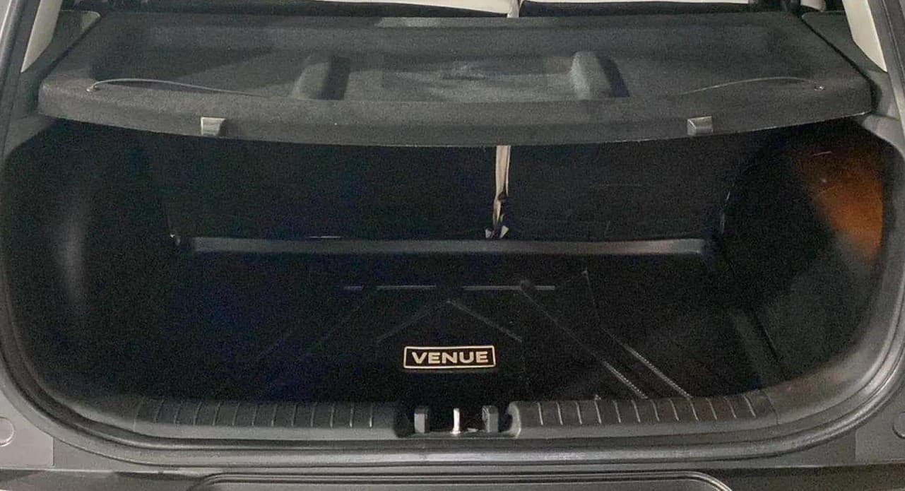 2022 Hyundai VENUE SX 1.2 PETROL, Petrol, Manual, 11,253 km, Boot Inside